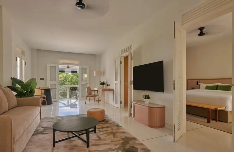 ジュニアスイートのリビングルーム